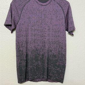 Lululemon Purple and Black Men's Shirt
